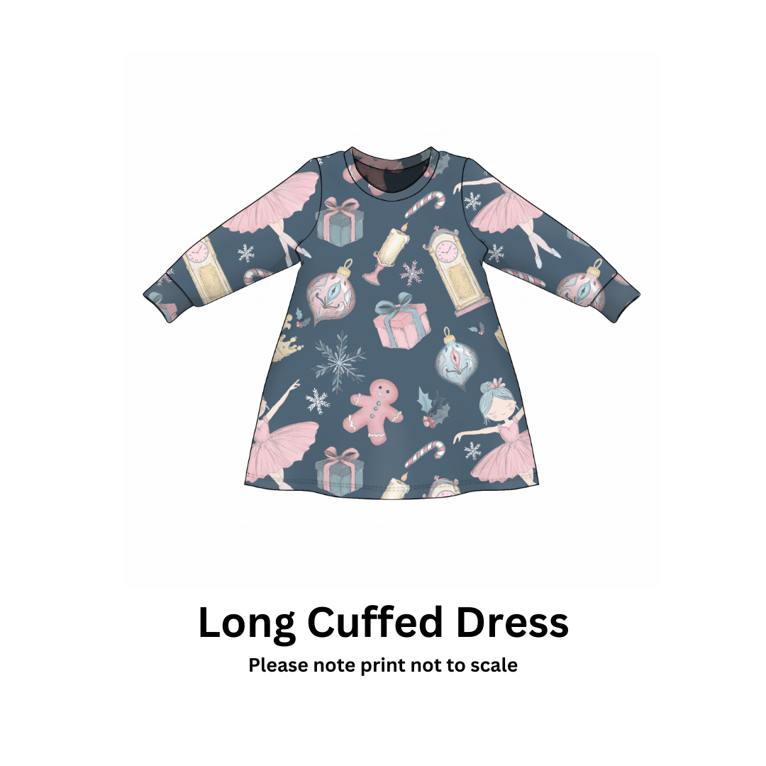 Long cuffed dress with a Ballerina Christmas pattern
