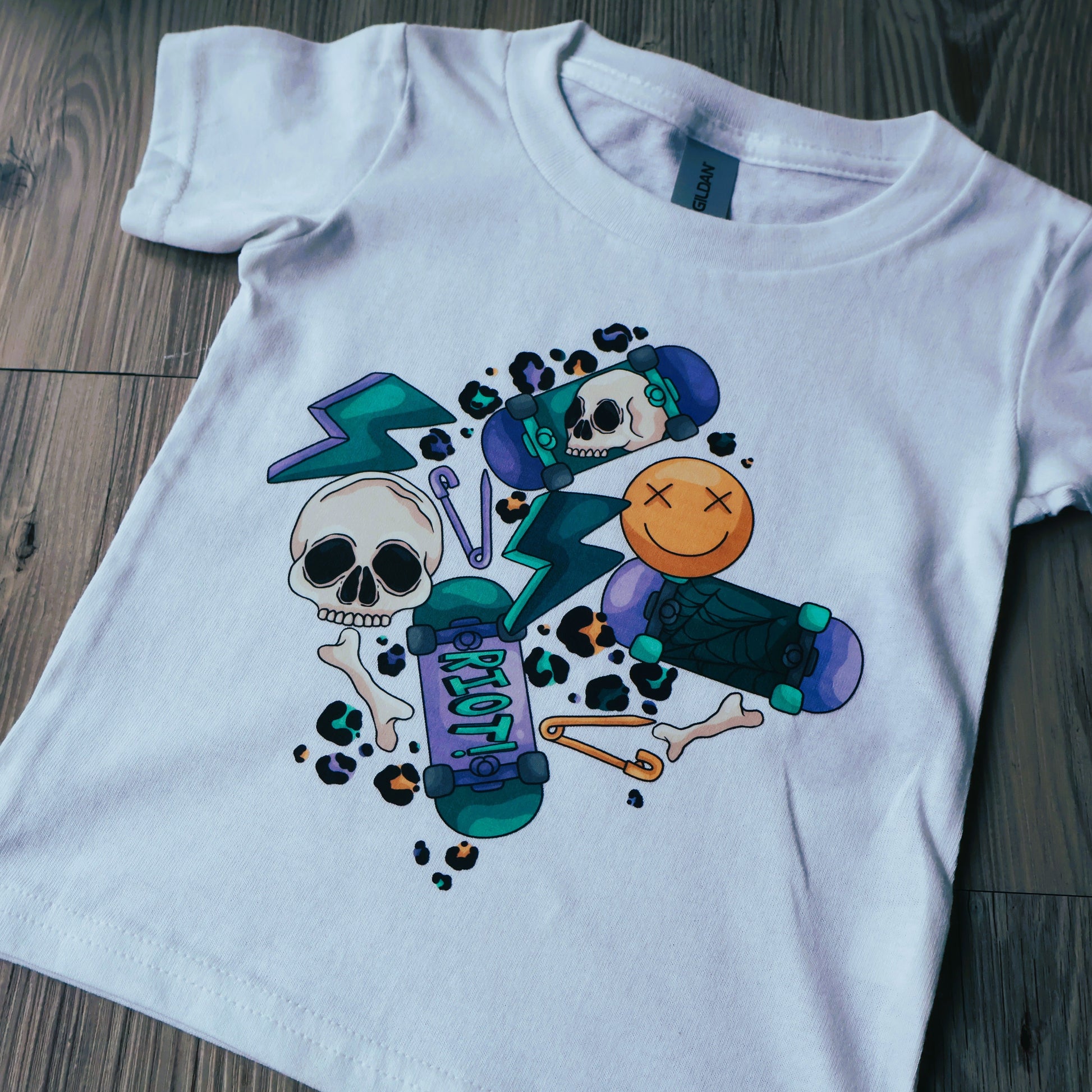 Skate and Skulls Printed White T-shirt 