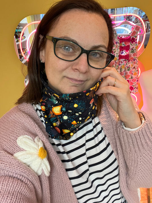 Mystery bright winter neck warmer 2 years to adult